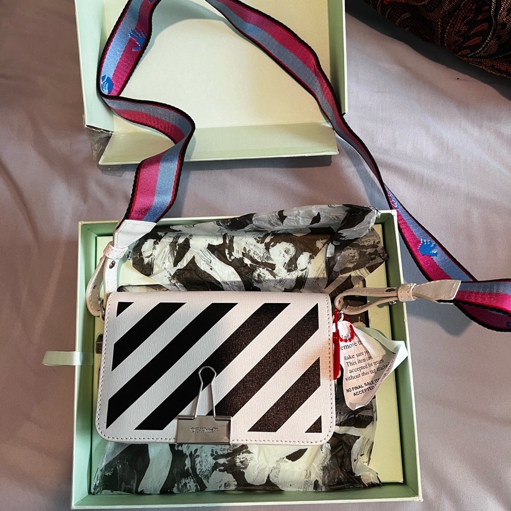 Off-White™ Diag Mini Leather Shoulder Bag brand new w dust bag and box